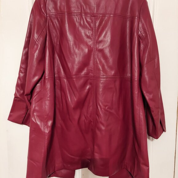 NWT Chico's Burgundy Faux Leather Open Mid-Length Jacket size 2P (12/14) - Picture 2 of 3
